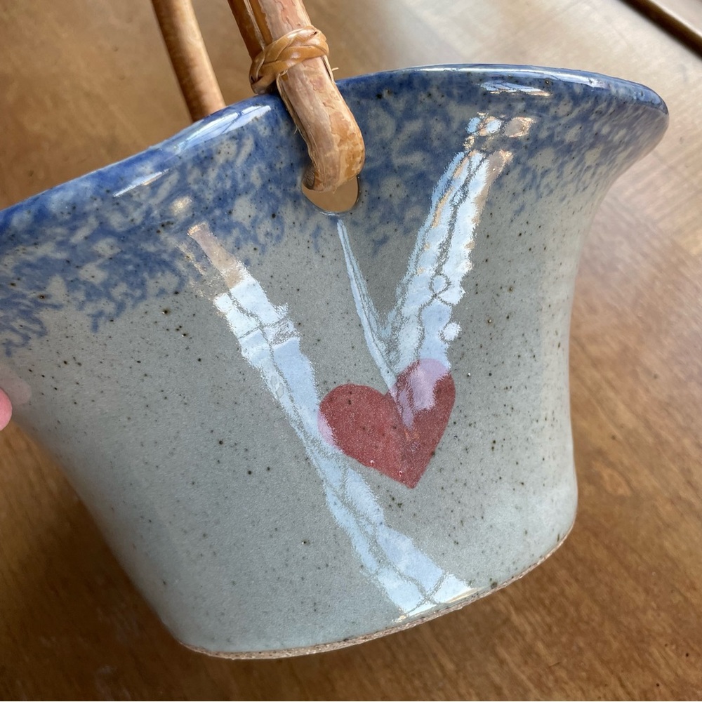 Jepson Studio Hand Crafted Blue and Gray Pottery Basket with Heart & Handle - Picture 13 of 13